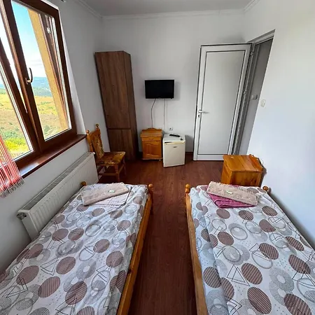 Pensjonat Guest House Chala 3*