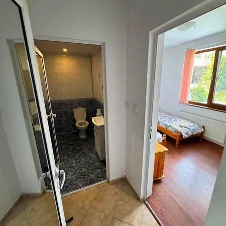 Guest House Chala Pensjonat 3*